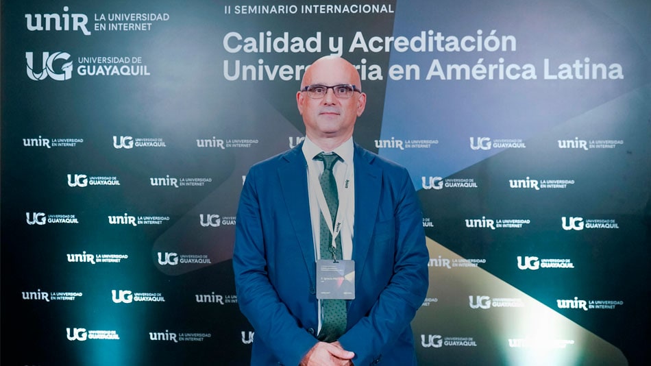 Ignacio Hierro, director ejecutivo de Calidad de UNIR, en el Seminario de Guayaquil.