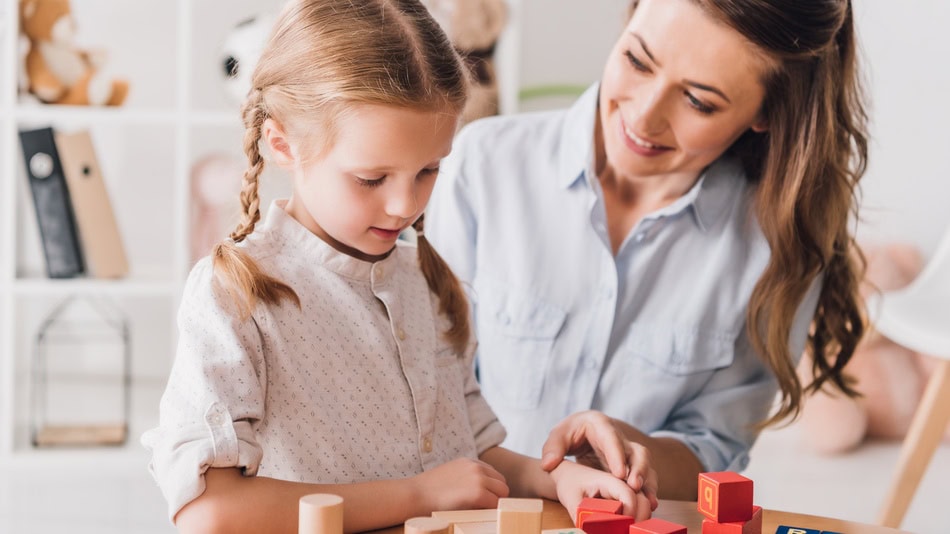 La pedagogía y la educación van ligados uno con otro