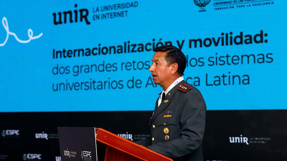 Víctor Villavicencio, rector de la ESPE.