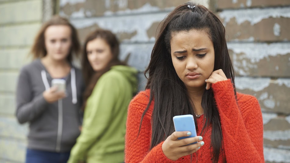 La violencia digital es una realidad que afecta cada vez más a estudiantes, docentes y familias en Ecuador