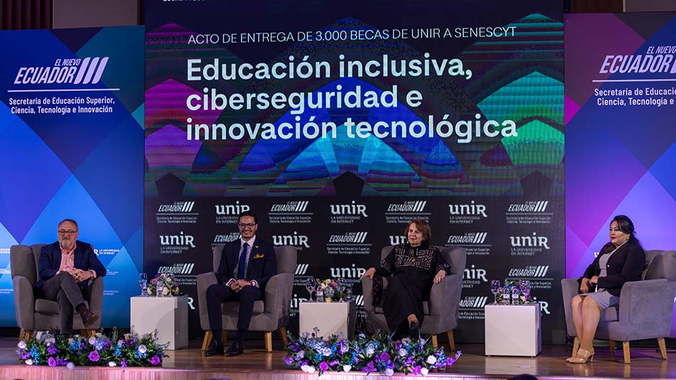 Los tres cursos, impartidos en línea por UNIR, se enmarcan en la ‘Agenda 2025 del Plan de Formación y Capacitación para los Docentes de los Institutos y Conservatorios Superiores Públicos’, impulsada por Senescyt.