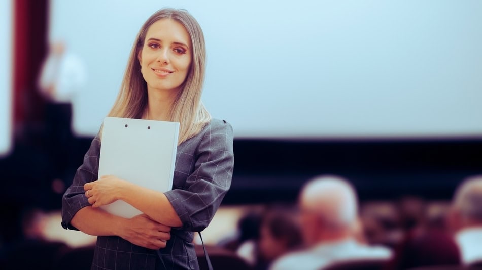 Un organizador de eventos, también conocido como event planner