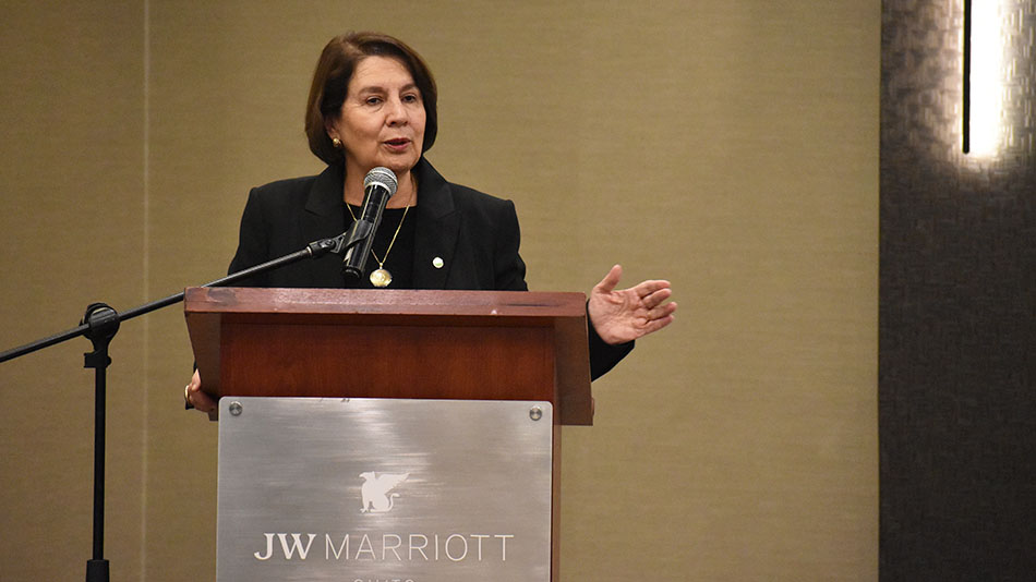 Rosalía Arteaga, presidenta de UNIR en Ecuador.