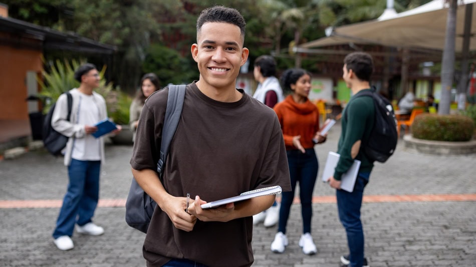 Tomar cursos en Ecuador es un método efectivo de actualización para adquirir competencias específicas y hacer frente a un mercado laboral