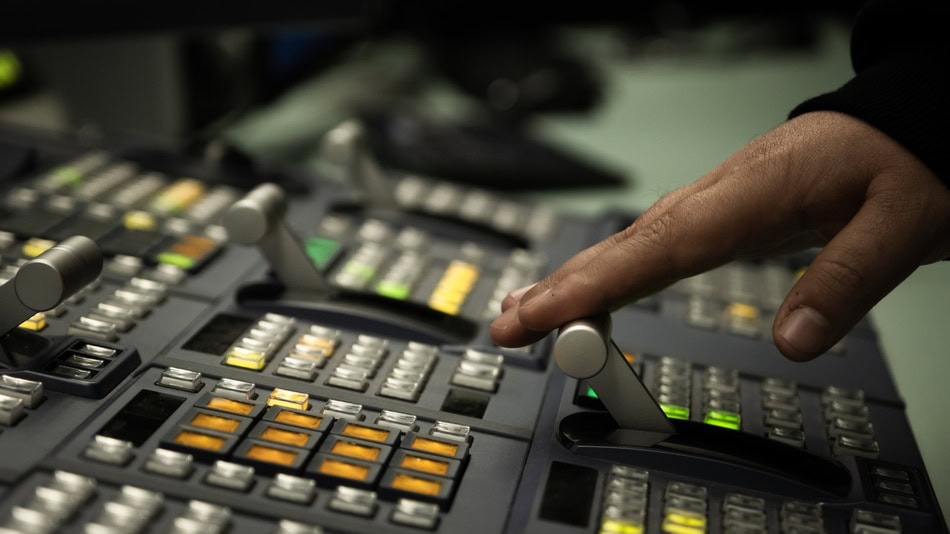Un productor audiovisual puede trabajar en productoras de cine y televisi&oacute;n, agencias de publicidad, medios de comunicaci&oacute;n, empresas de eventos, estudios creativos, departamentos de marketing...