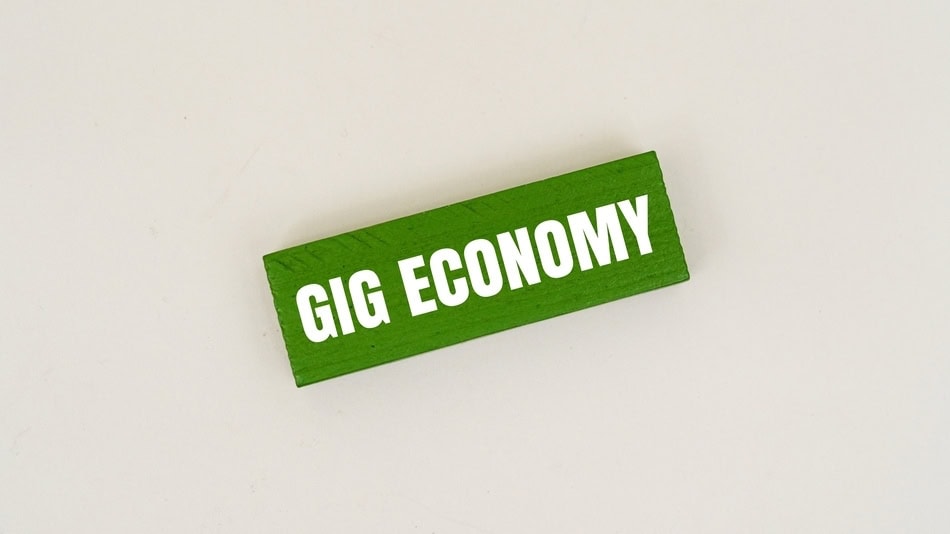 La gig economy puede ser una alternativa útil para generar ingresos cuando el empleo formal no llega a todos o si una persona necesita complementar su salario