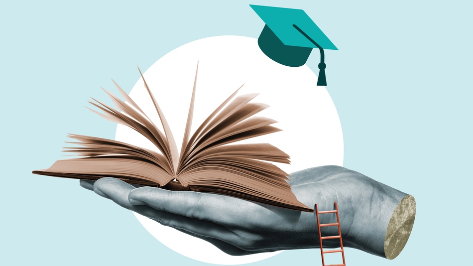 Un orientador educativo eval&uacute;a al alumnado con altas capacidades apoy&aacute;ndose en m&uacute;ltiples fuentes de informaci&oacute;n