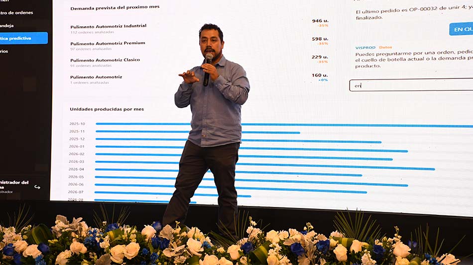 Los participantes en el Hackathon pudieron presentar sus proyectos. 