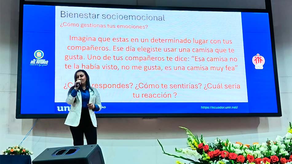 &Aacute;ngela Grisales abord&oacute; en su segunda ponencia el bienestar socioemocional.
