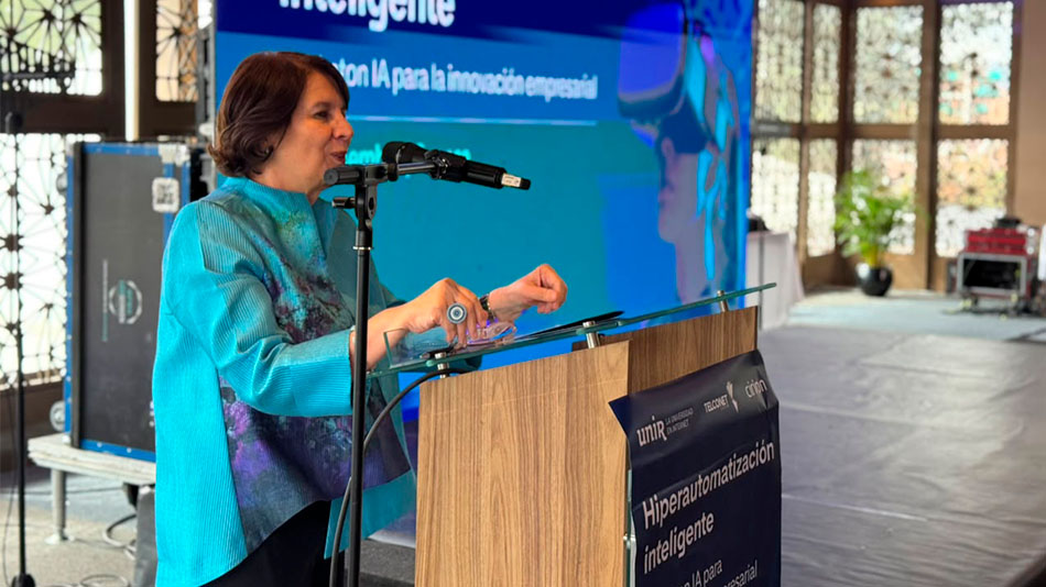 Rosal&iacute;a Arteaga, presidenta de UNIR en Ecuador.