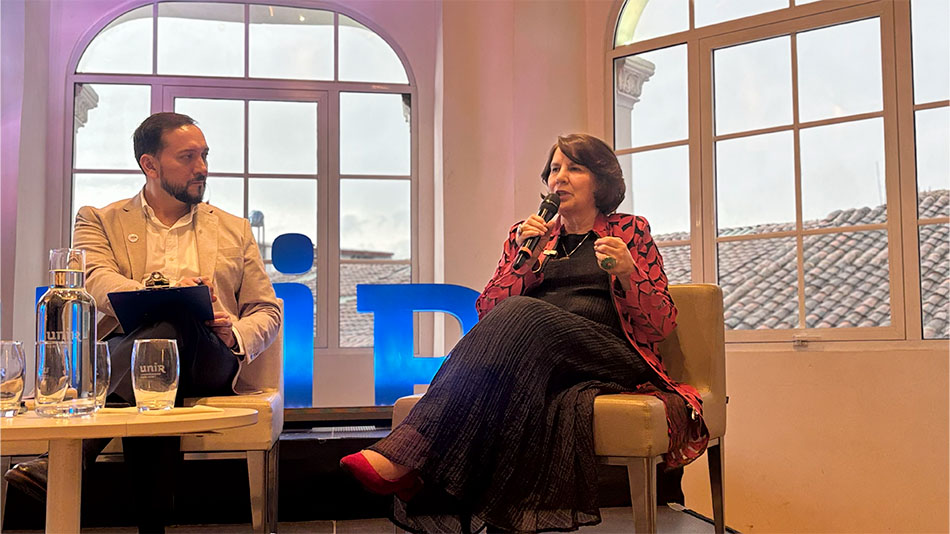 Rosal&iacute;a Arteaga, presidenta de UNIR en Ecuador.