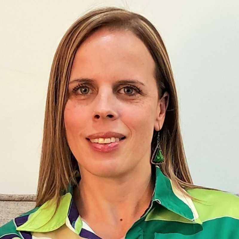 Belén García-Cabeza, Experta asociada