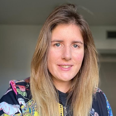 Caterine Lema Gesto, Experta asociada