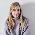 Clara Menéndez-Sampil Landa, Colaboradora