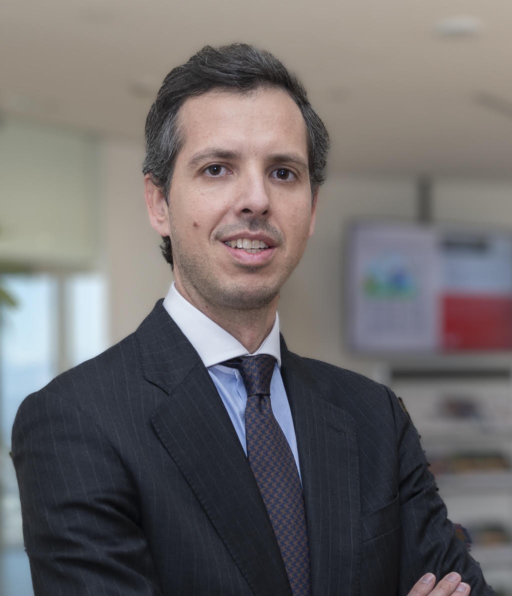 Davide Mosso, Experto Asociado