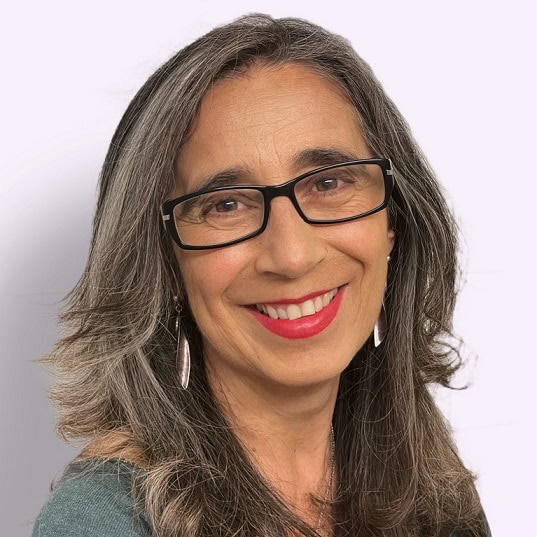 Eliana Cevallos Rojas, Experta asociada