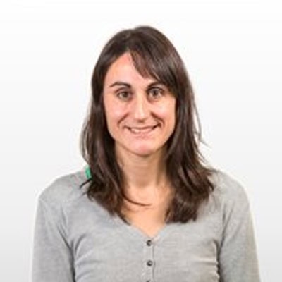 Elisabet Amat Guasch, Experta asociada