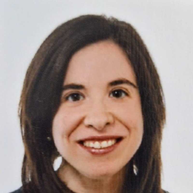 Emilia Iniesta Bolós, Experta asociada