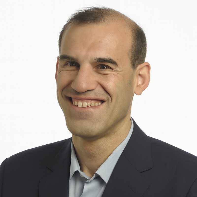 Ignacio González de los Reyes-Gavilán, Experto Asociado