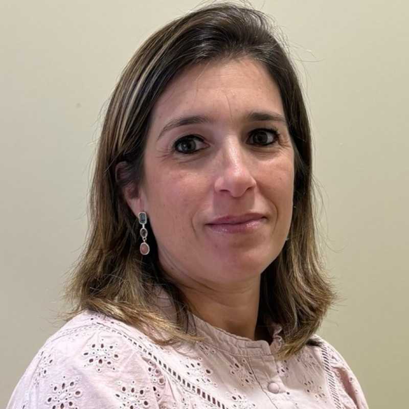 Isabel García García, Experta asociada