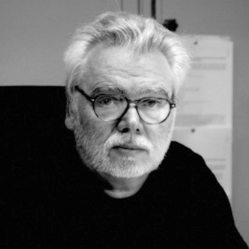 Juan Ruesga Navarro, Experto asociado