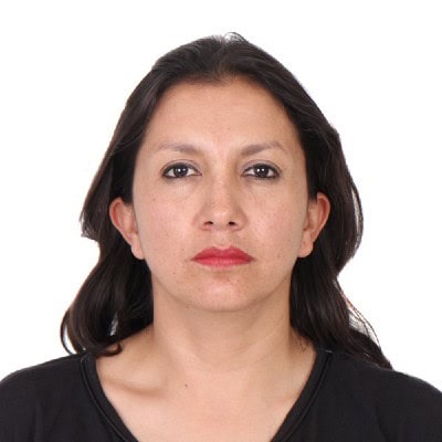 Luz Patricia Vinueza Aguirre, Experta asociada
