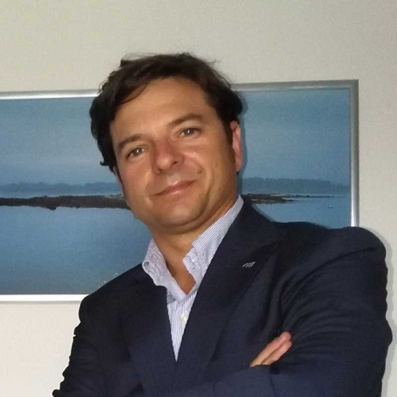 Marcos Torres Angulo, Experto Asociado