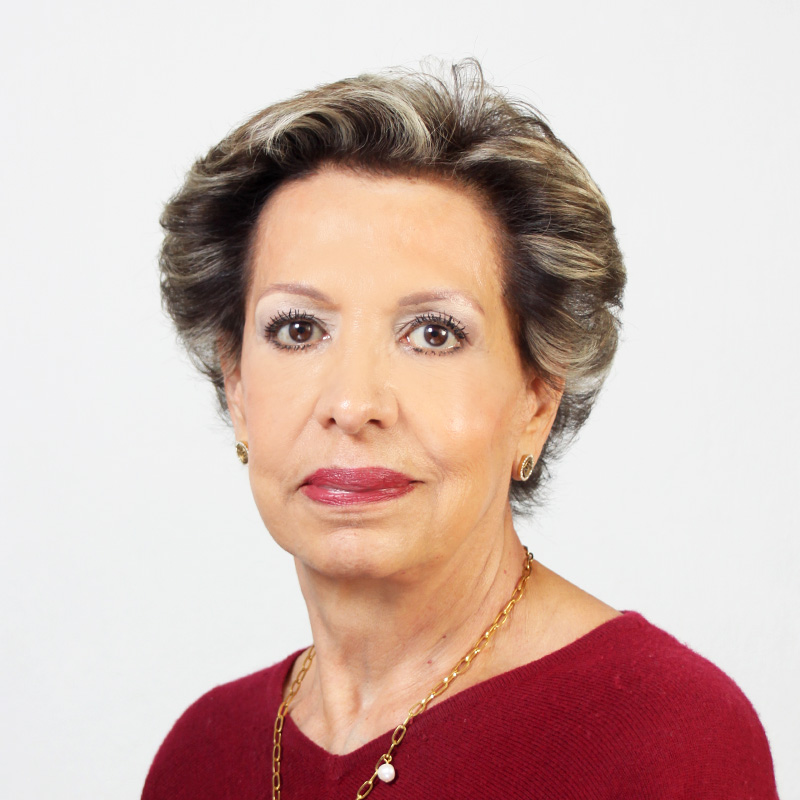 María Consuelo Sánchez Muñiz, Experta asociada