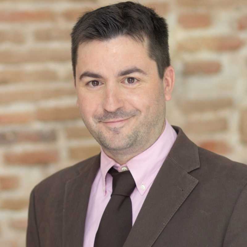 Mario Coquillat de Travesedo, Experto Asociado