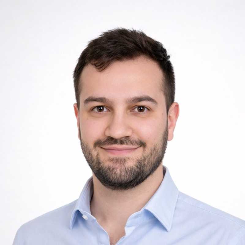 Mario Gómez Vicente, Docente UNIR