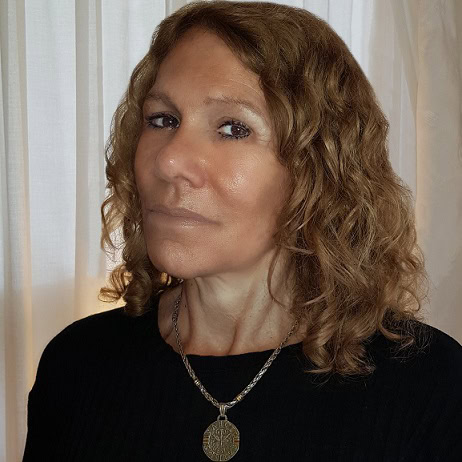 Patricia Claudia Ovejas, Experta asociada