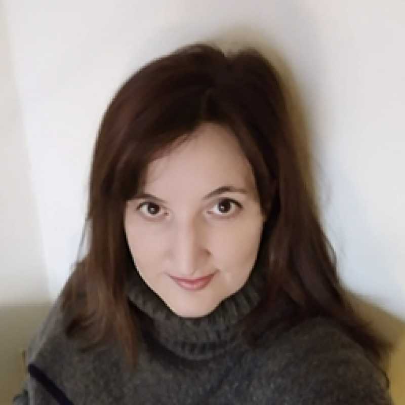 Yolanda López López, Directora académica